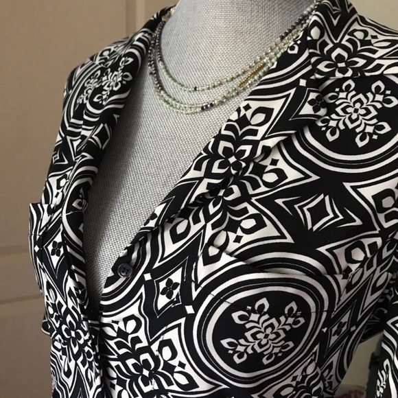 Classic BCBGMAXAZRIA Print Dress - Picture 3 of 4